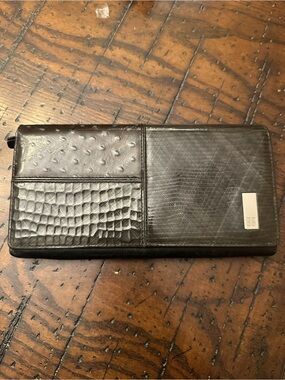 Woman’s Givenchy Black Textured Leather Wallet - Designer Plate